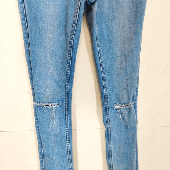 New Look 915 Girls Blue Skinny Distressed Jeans Age 13 Years - Picture 3 of 10